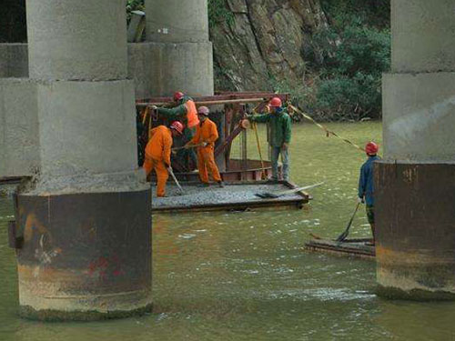 水下環(huán)氧灌漿料專(zhuān)用固化劑施工圖(ABA) 水下環(huán)氧灌漿料專(zhuān)用固化劑施工圖(ABA)